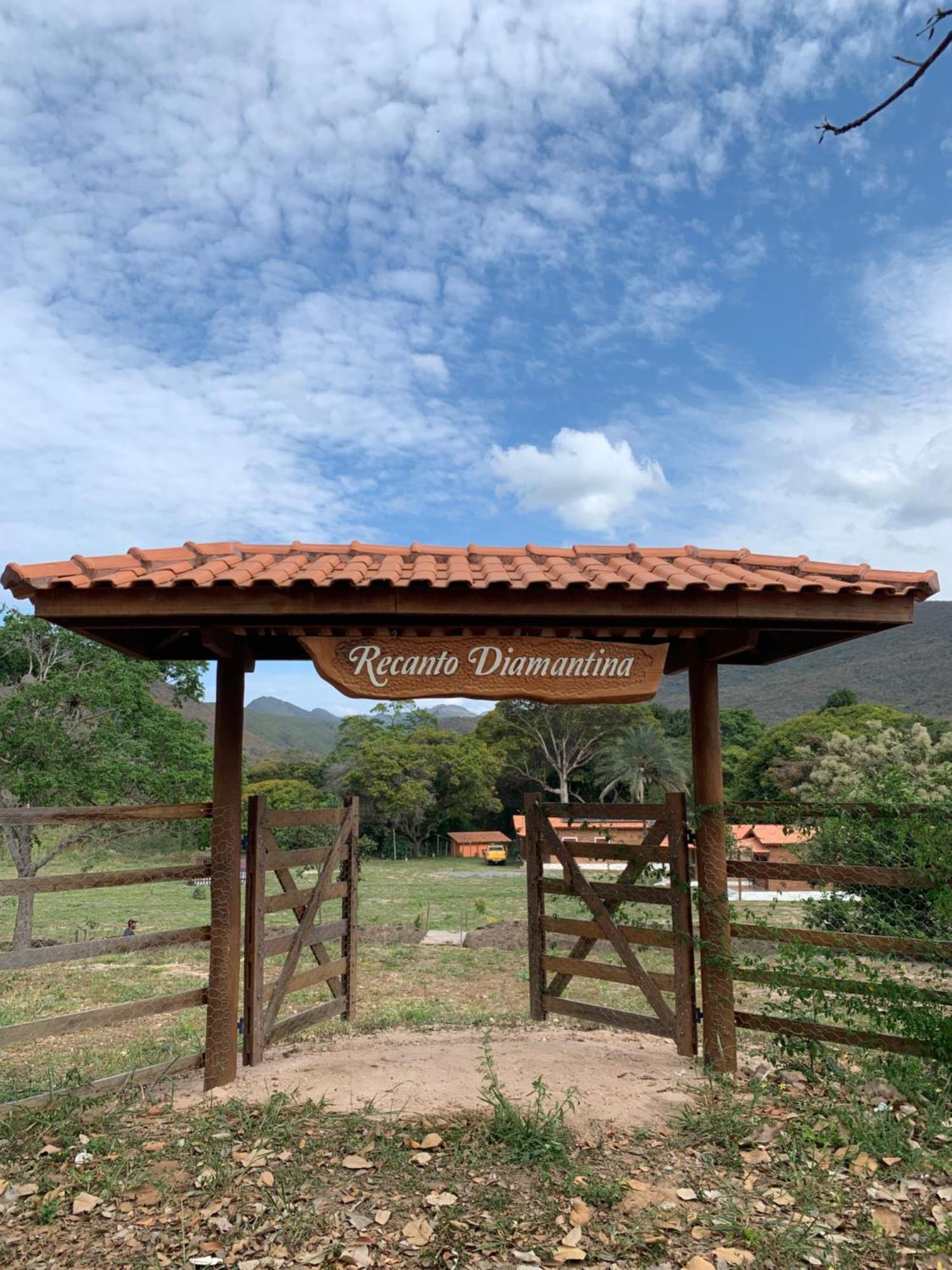 Chale Quartzo No Recanto Diamantina Entre Palmeiras E Capao Holiday home *